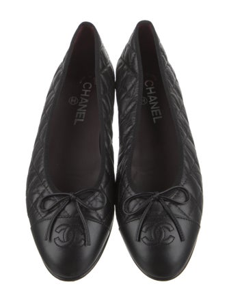 Chanel Interlocking CC Logo Leather Flats