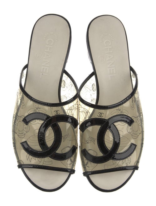 Chanel 2019 Interlocking CC Logo Slides