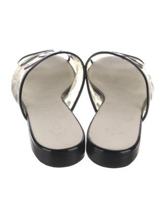 Chanel 2019 Interlocking CC Logo Slides
