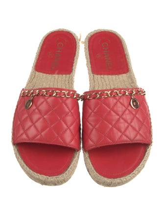 Chanel 2018 Interlocking CC Logo Espadrilles