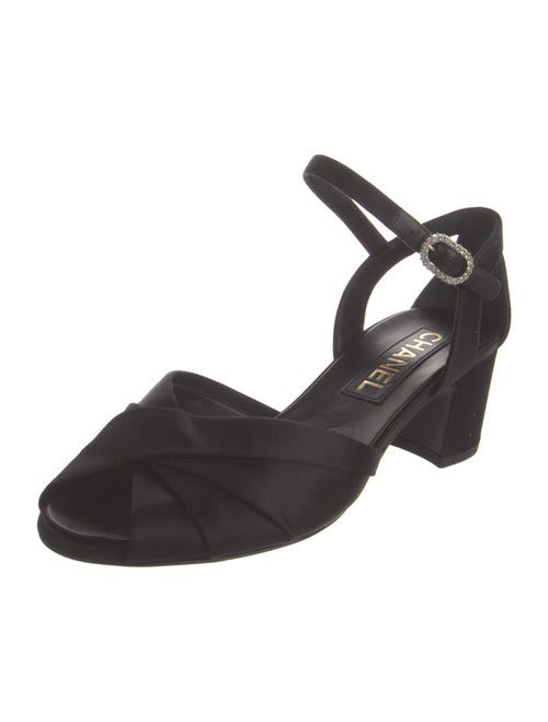 Chanel 2023 Interlocking CC Logo Slingback Sandals
