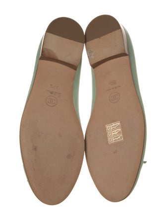 Chanel Interlocking CC Logo Leather Ballet Flats