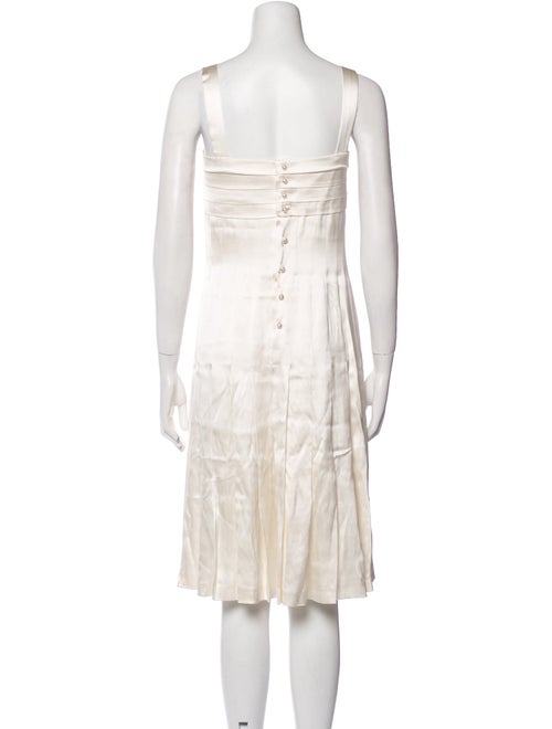 Chanel 2005 Knee-Length Dress