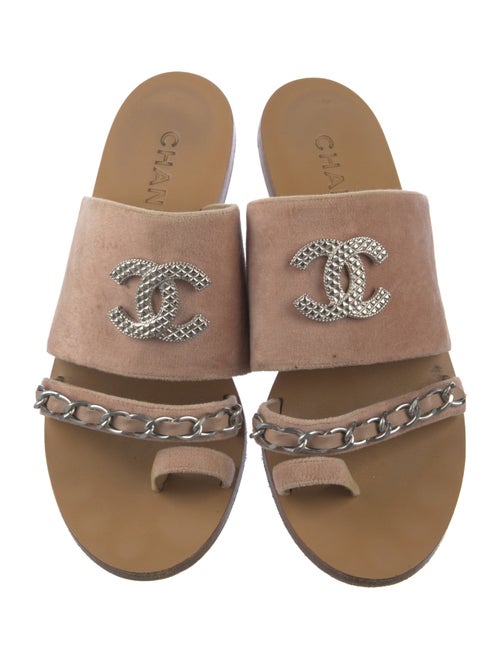 Chanel 2018 Interlocking CC Logo Slides