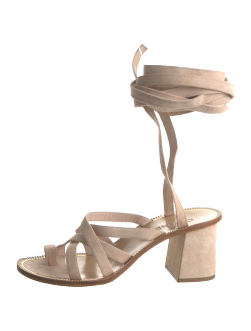 Chanel 2018 Interlocking CC Logo T-Strap Pumps