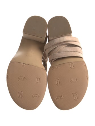 Chanel 2018 Interlocking CC Logo T-Strap Pumps