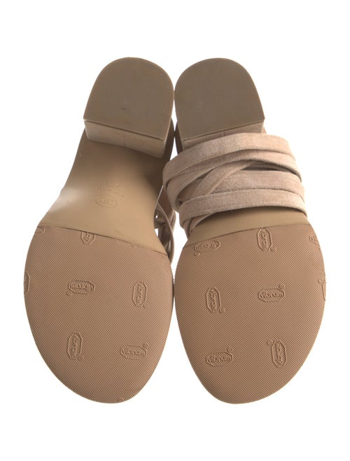 Chanel 2018 Interlocking CC Logo T-Strap Pumps