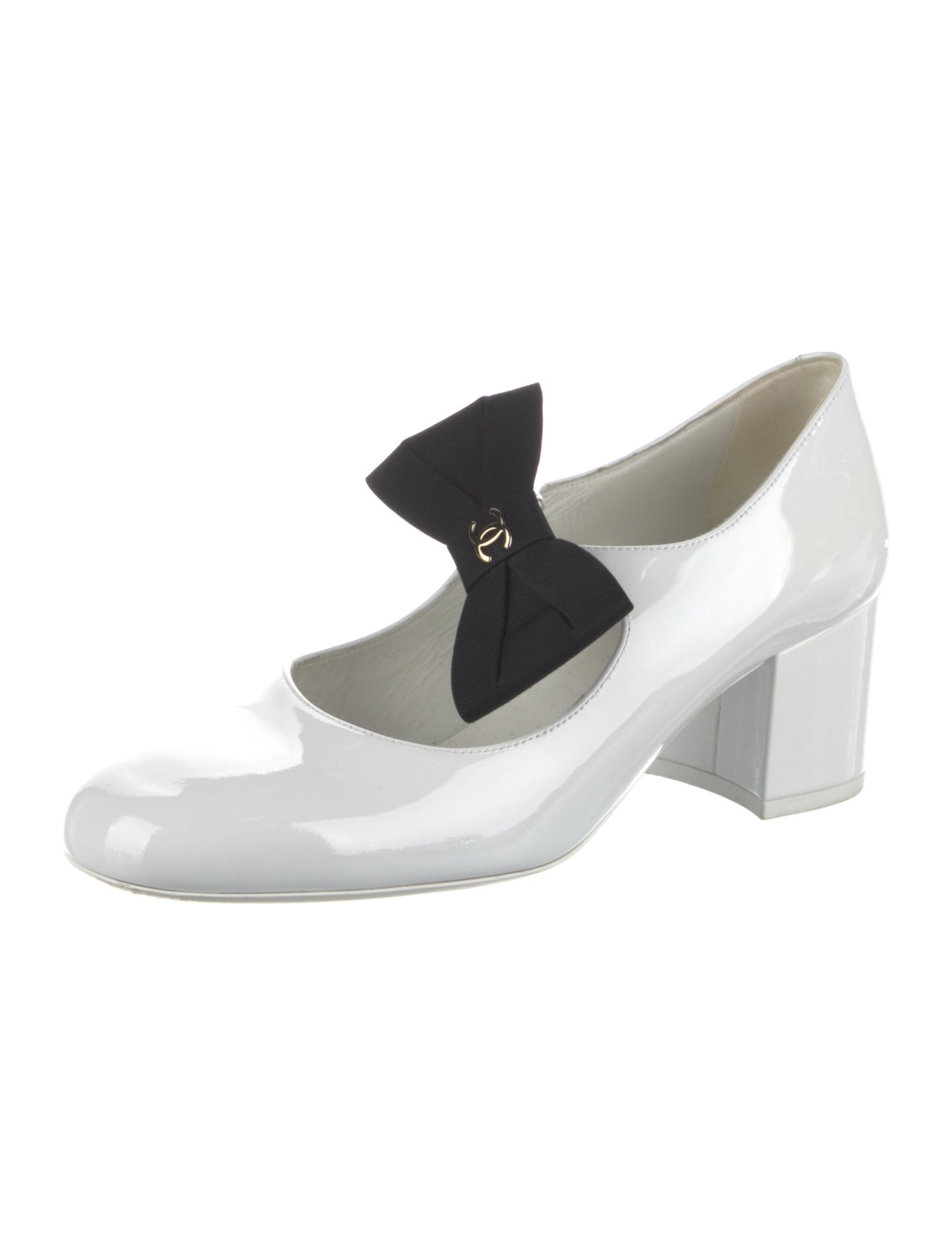 Chanel 2024 Interlocking CC Logo Pumps