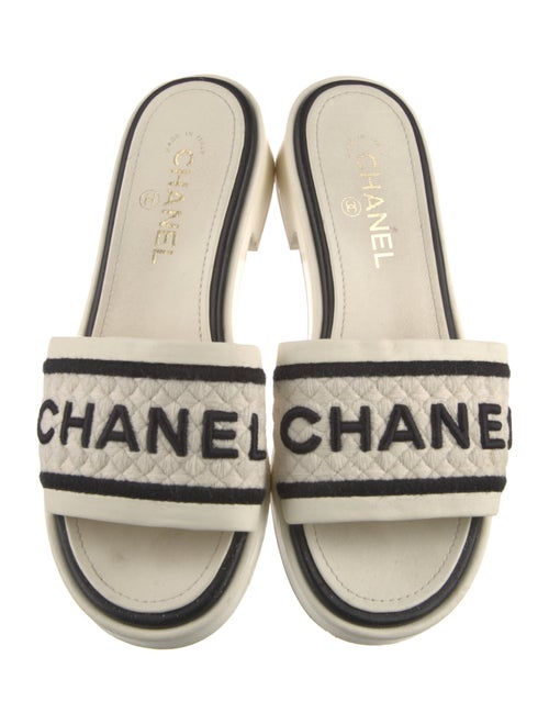 Chanel 2021 Interlocking CC Logo Slides