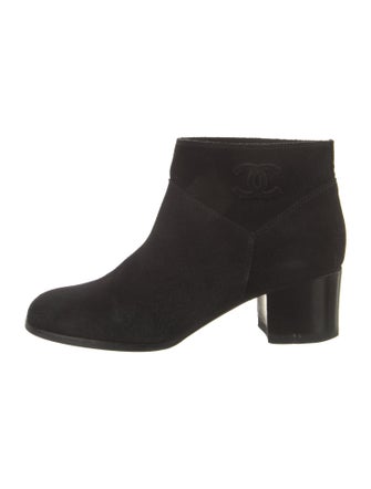 Chanel Interlocking CC Logo Suede Boots