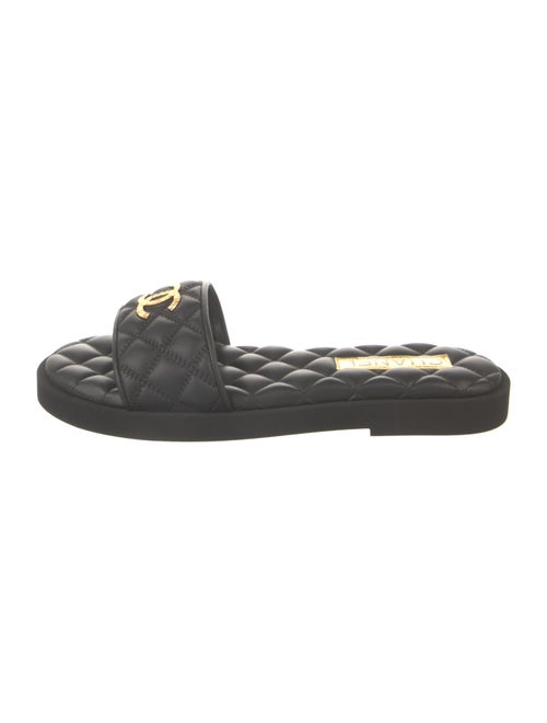 Chanel 2023 Paris-Dakar Slides