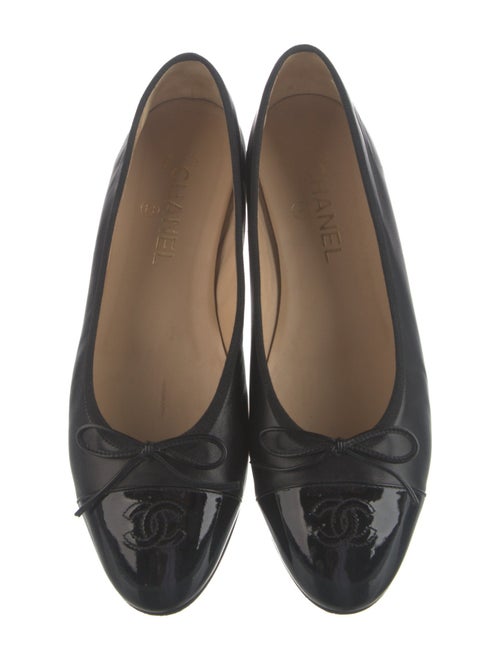 Chanel Interlocking CC Logo Lambskin Ballet Flats