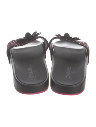 Chanel 2017 Interlocking CC Logo Slides