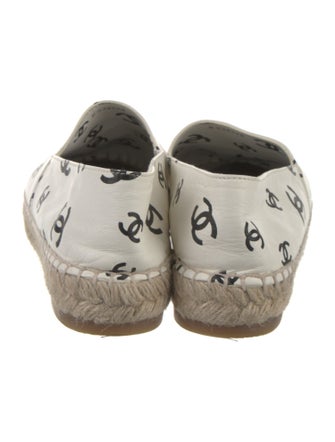 Chanel 2022 Interlocking CC Logo Espadrilles