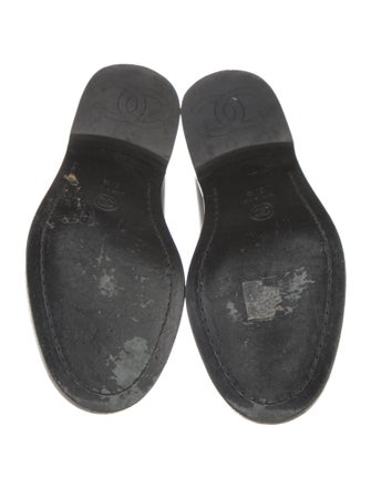 Chanel 2023 Interlocking CC Logo Loafers