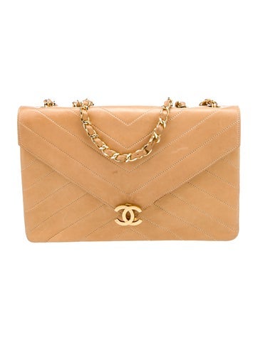 Chanel Shoulder Bags Vintage Chevron CC Flap Bag