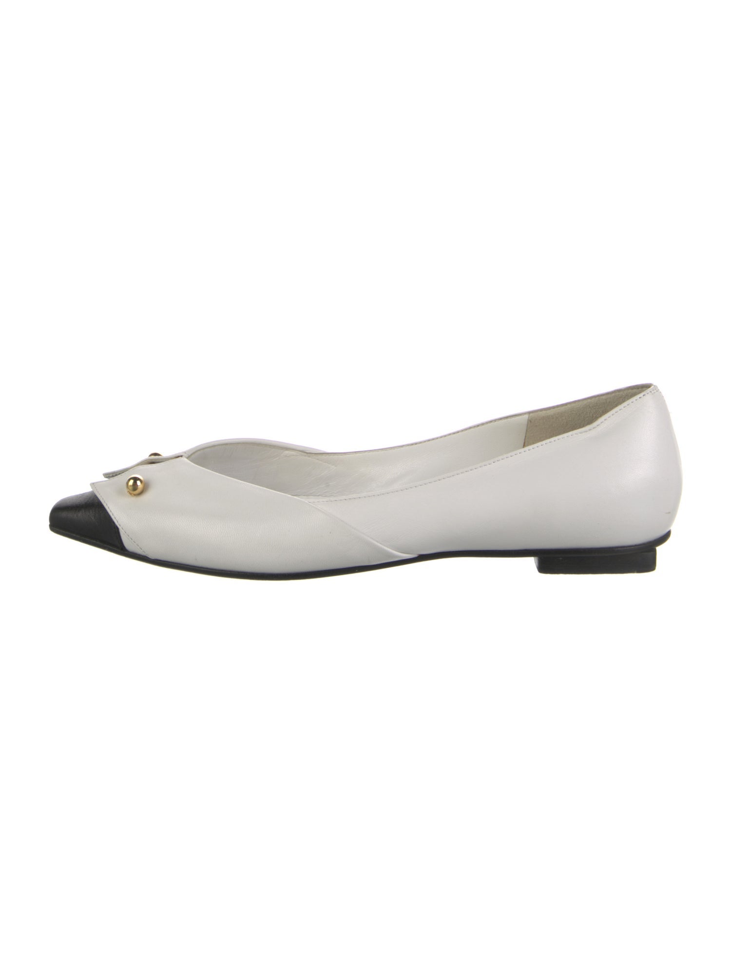 Chanel Interlocking CC Logo Leather Flats