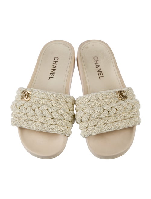 Chanel 2020 Interlocking CC Logo Slides