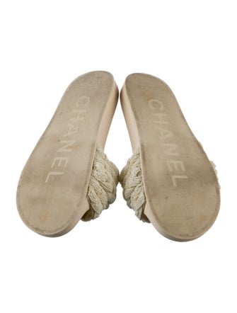 Chanel 2020 Interlocking CC Logo Slides