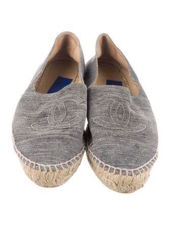 Chanel Interlocking CC Logo Suede Espadrilles