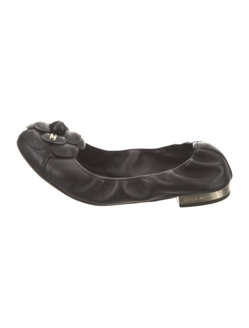 Chanel Interlocking CC Logo Leather Flats