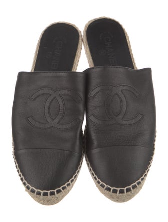 Chanel Interlocking CC Logo Leather Espadrilles
