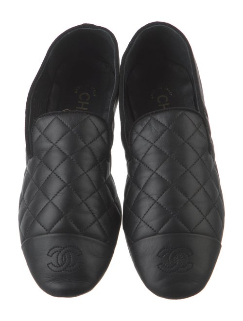 Chanel 2021 Interlocking CC Logo Loafers