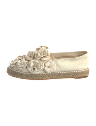 Chanel Interlocking CC Logo Leather Espadrilles