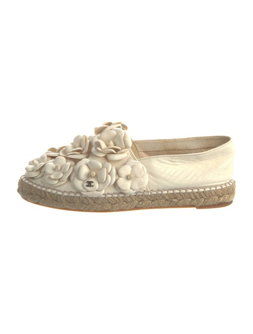 Chanel Interlocking CC Logo Leather Espadrilles