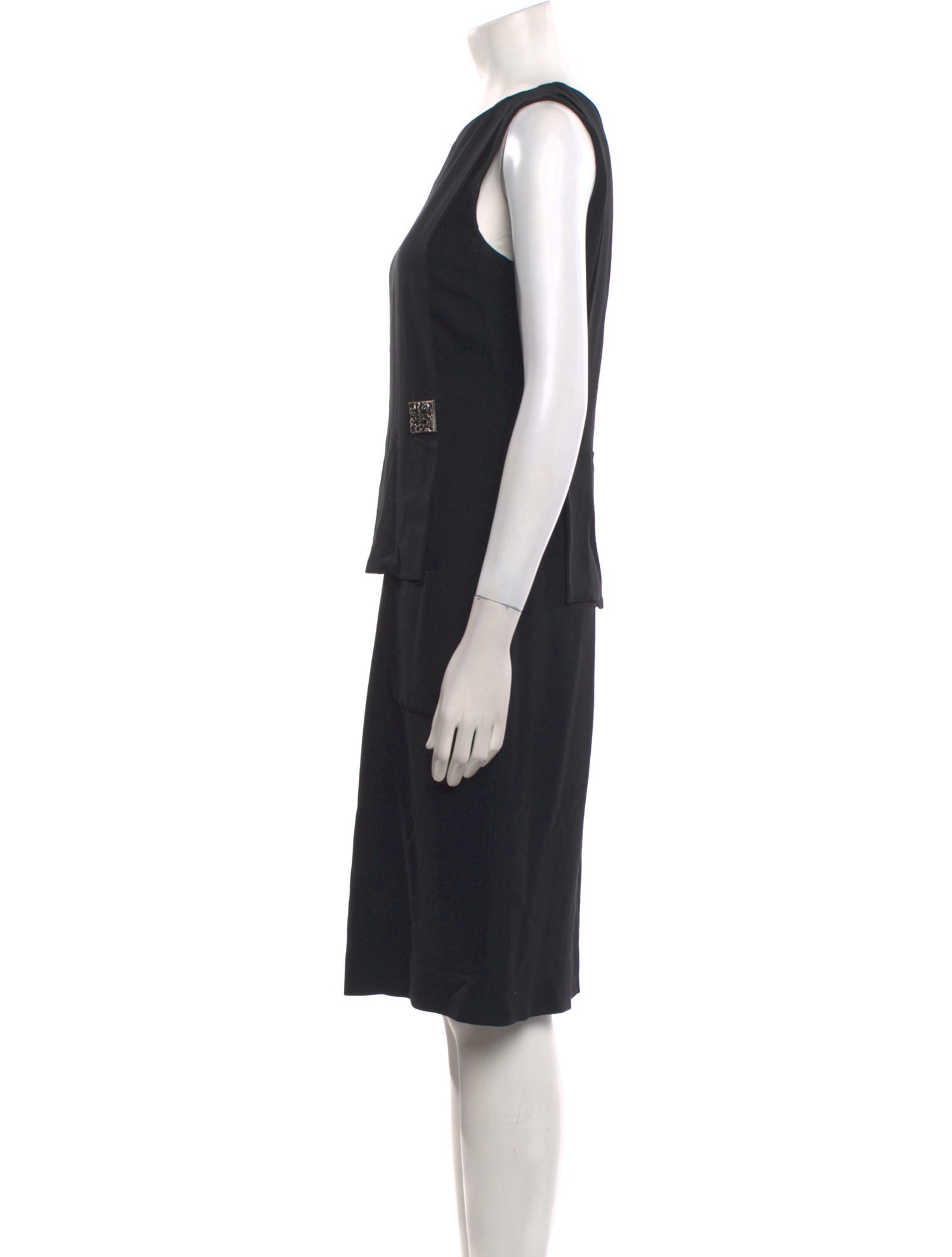 Chanel 2011 Knee-Length Dress