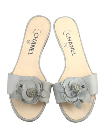 Chanel Interlocking CC Logo Leather Slides