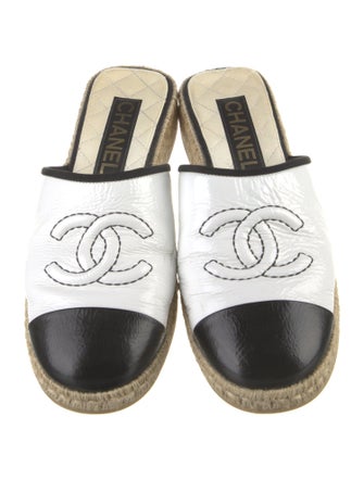 Chanel 2023 Interlocking CC Logo Espadrilles