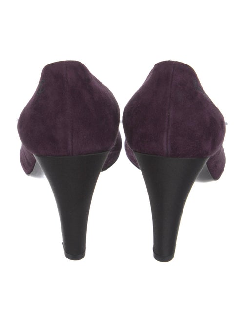 Chanel Interlocking CC Logo Suede Pumps