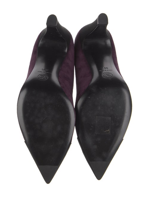 Chanel Interlocking CC Logo Suede Pumps