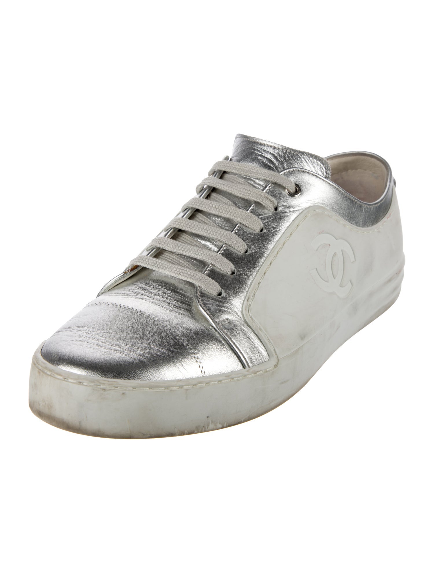 Chanel Interlocking CC Logo Leather Sneakers