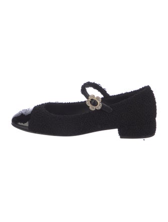 Chanel 2022 Interlocking CC Logo Mary Jane Flats