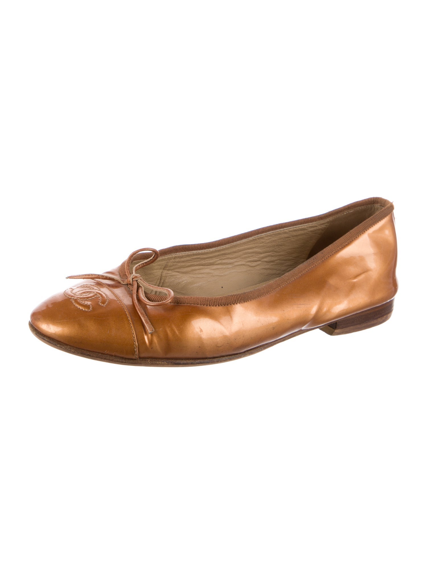 Chanel Interlocking CC Logo Patent Leather Ballet Flats