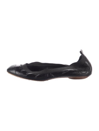 Chanel Interlocking CC Logo Patent Leather Ballet Flats
