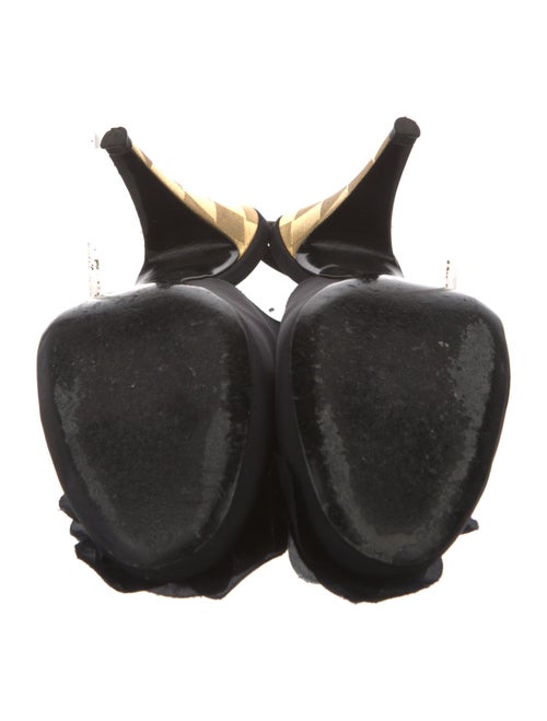 Chanel Interlocking CC Logo Canvas Slingback Pumps