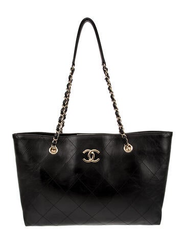 Chanel Totes Quilted CC Shopping Tote
