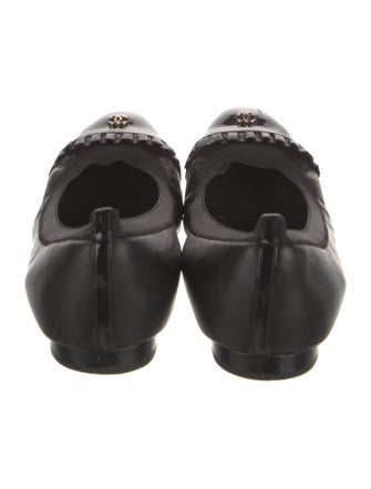 Chanel Interlocking CC Logo Leather Ballet Flats