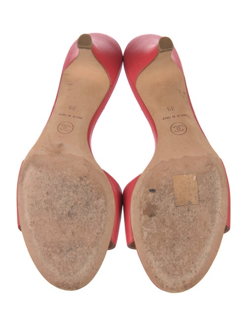 Chanel Interlocking CC Logo Leather Slides