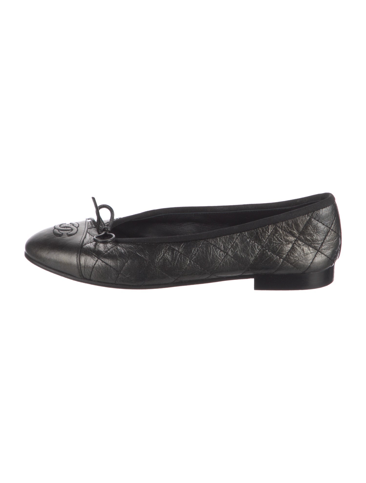 Chanel Interlocking CC Logo Leather Ballet Flats