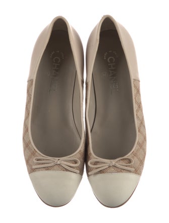 Chanel Interlocking CC Logo Calfskin Ballet Flats