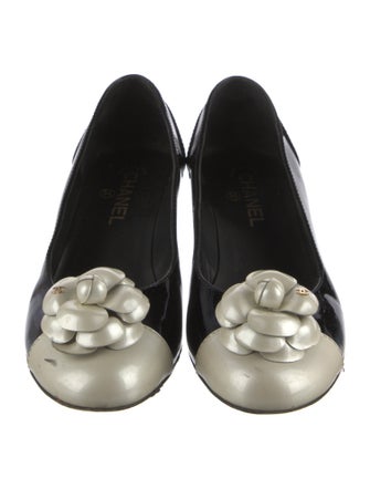 Chanel 2015 Interlocking CC Logo Pumps