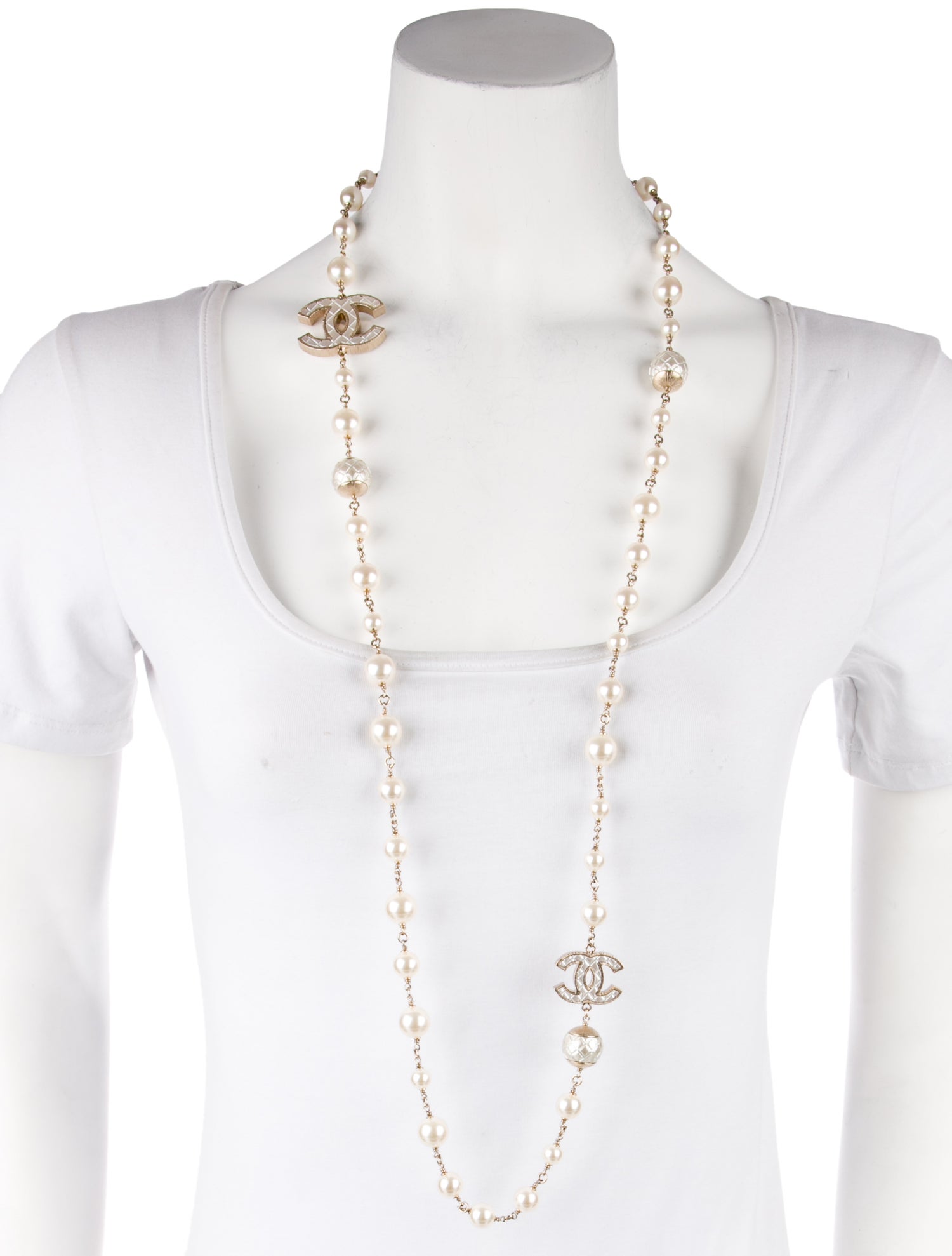 Chanel Faux Pearl Quilted CC Station Necklace