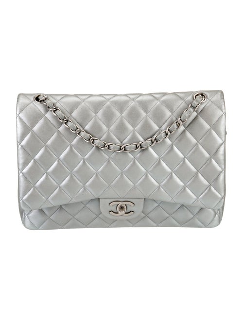 Chanel Classic Maxi Double Flap Bag