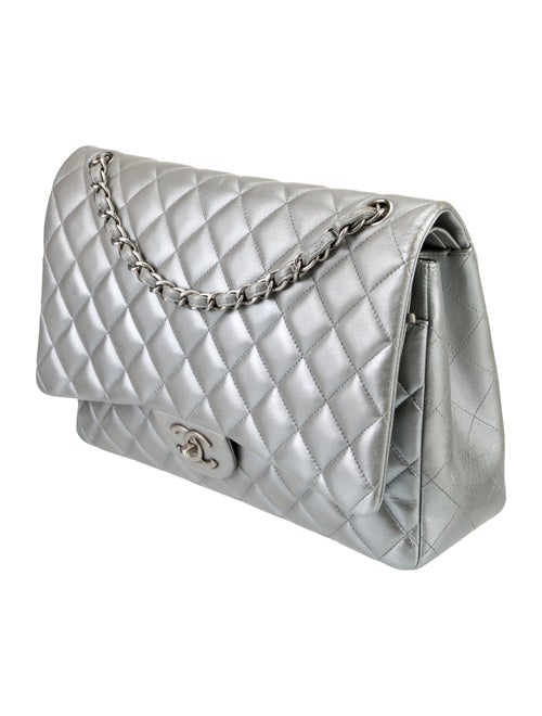 Chanel Classic Maxi Double Flap Bag