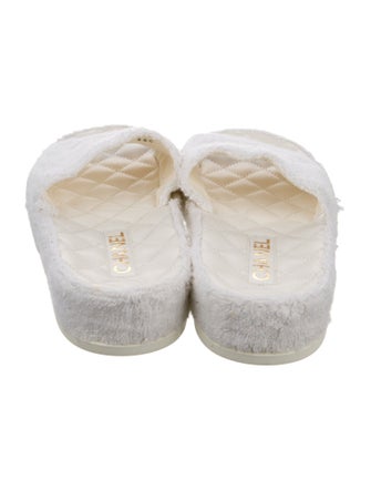 Chanel 2021 Interlocking CC Logo Espadrilles