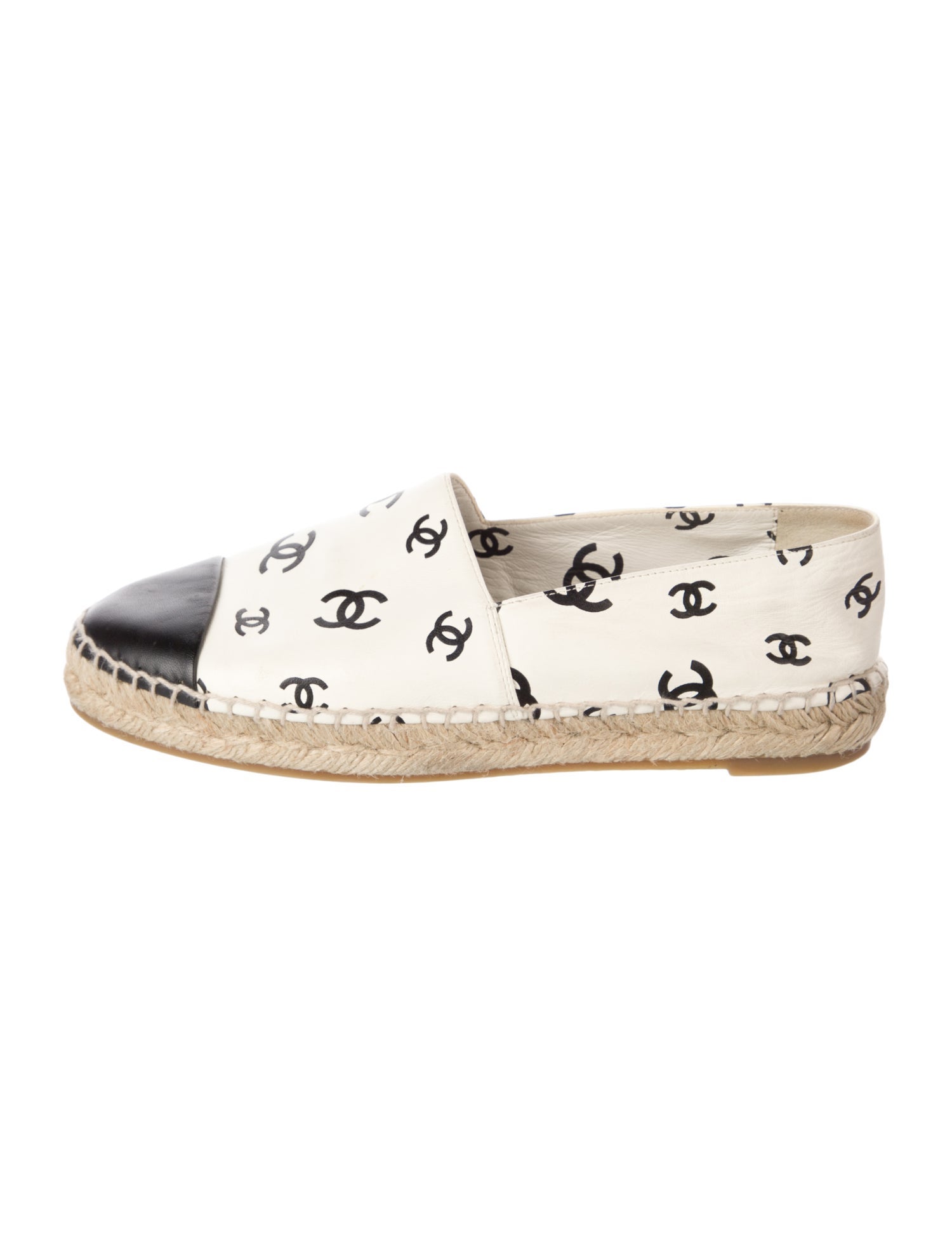 Chanel 2022 Interlocking CC Logo Espadrilles